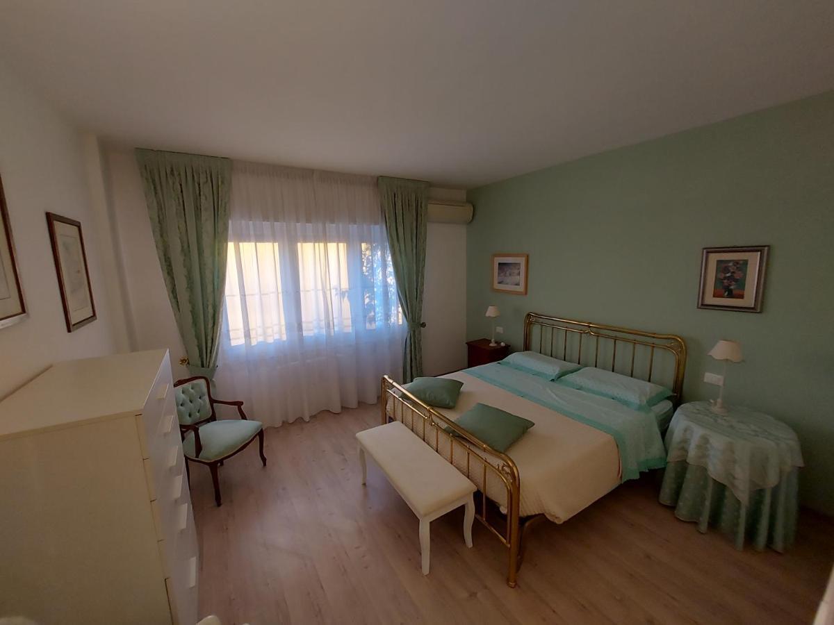 Casa Belle Vacanze Apartment Mestre Bagian luar foto